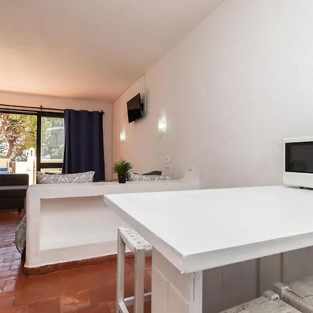 Cozy Park Studio شقة *